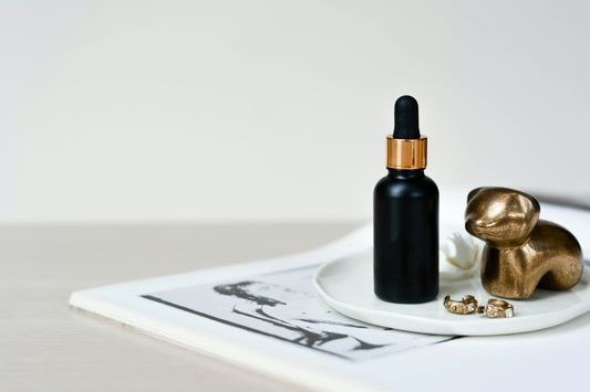 Anti-Aging Essentials: Choosing the Right Serum for Your Skin Type